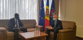 Pavel Filip a avut o întrevedere cu Ambasadorul SUA la Chișinău, Dereck J. Hogan
